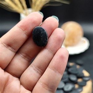نگین یشم عباس آباد اصل معدنی کد 10198