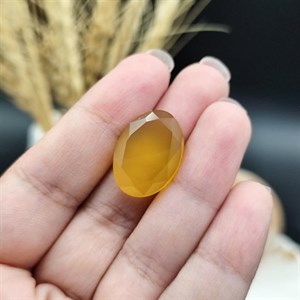 نگین عقیق زرد الماس تراش اصل معدنی کد 9996