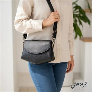 کیف دوشی دخترانه چرم طبیعی دست دوزدکد 49