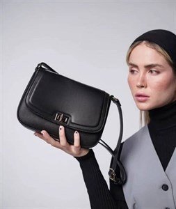 کیف دوشی زنانه کوچک چرم مصنوعی دیویدجونز DAVIDJONES