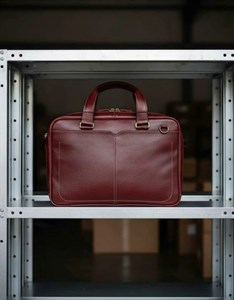 کیف اداری زرشکی چرم طبیعی