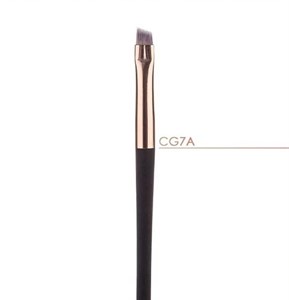 براش خط چشم سرکج میچانو مدل CG7A
