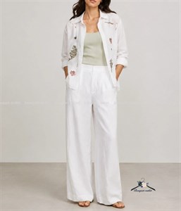شومیز سفید گلدوزی Bershka
