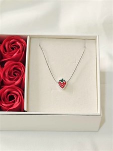 گردنبند توت فرنگی 🍓