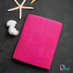 حوله استخری کلارک رنگ سرخابی