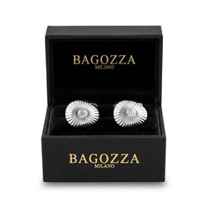 دکمه سردست لاکچری طرح نگین گوش ماهی برند Bagozza