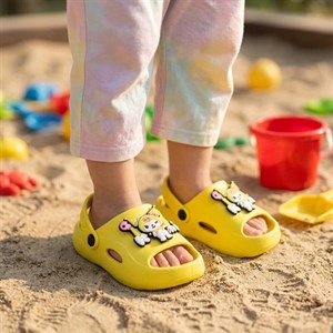 دمپایی بچگانه پاپا مدل نینا 612 کد 05