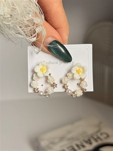 گوشواره میناکاری قاب شکوفه گل سفید