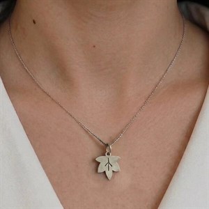 گردنبند نقره برگ 