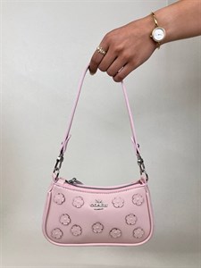 کیف زنانه پاسپورتی همایلی رو گل کواچ COACH کد 1578