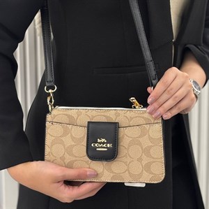 کیف زنانه دوشی کوچ COACH