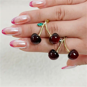 گوشواره گیلاس (CHERRY)