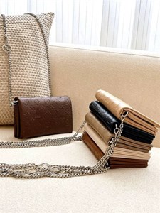 کیف ال وی زنجیردار 13640
