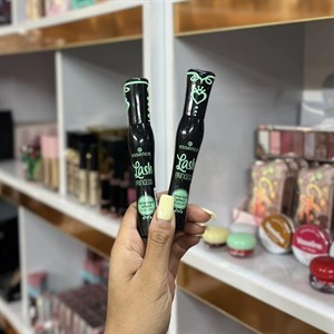 ریمل اسنس لش پرنسس سبز مدل False Lash Effect