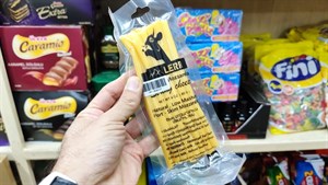 پنیرمدادی موزارلا دودی  زعفرانی lerr ( ارمنستان) 80 گرم