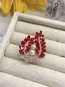 گل سینه قرمز برگ نگین مروارید کد mah076