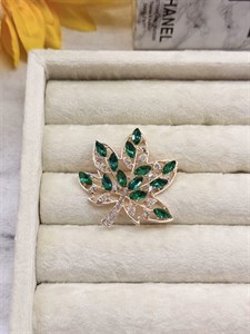 گل سینه برگ نگین سبز کد mah078