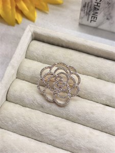 سنجاق سینه گل رز نگین کد mah0148