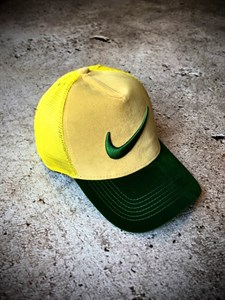 کلاه بیسبالی مخمل وارداتی مدل NIKE _ کرم نقاب سبز