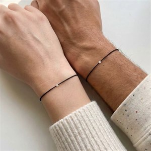 دستبند بلک استرینگ گوی نقره 925 نماد عشق و پیوند 