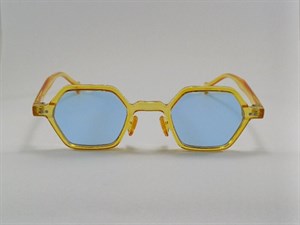 عینک چند ضلعی طبی آفتابی
مناسب مهمانی، شب، روز 
 دارای استانداردuv400
 رنگ جذاب آبنباتی
 با جلد و دستمال ویژه نوروز ۱۴۰۴ فقط ۲۹۸ تومان