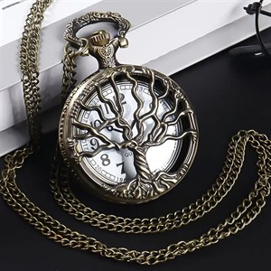 ساعت جیبی برنزی طرح درخت زندگی حکاکی شده کوارتز
