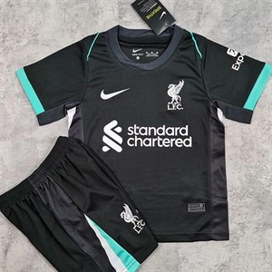 لباس بچه گانه دوم لیورپول 2024