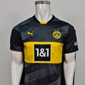 لباس دوم دورتموند 2025