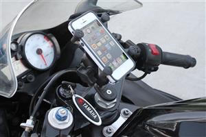 RAM MOUNTS (RAM-B-176-A-UN7U Fork Stem Mount with Short Double Socket Arm and Universal X-Grip Cell/iPhone Holder 