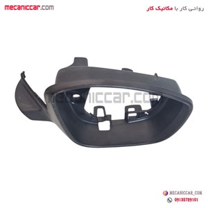 زه دور قاب اینه راست تارا