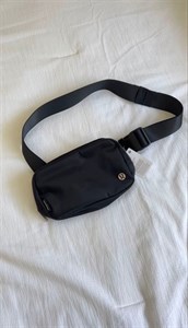 کیف کمری اسپرت لولولمون Lululemon