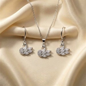 نیم ست طرح قو نقره‌ای نگین اشکی 
