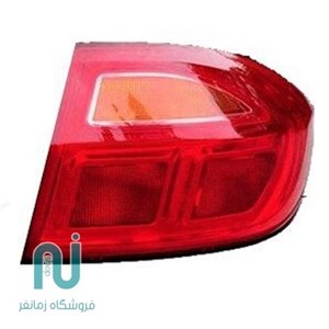 چراغ خطر J4 روی گلگیر عقب راست