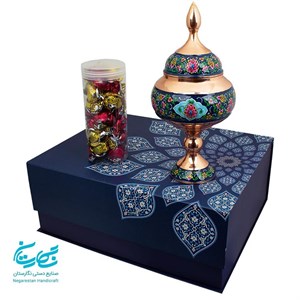 شکلات خوری مس و پرداز به همراه شکلات با جعبه هاردباکس 