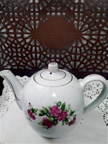 قوری گلسرخی قدیمی