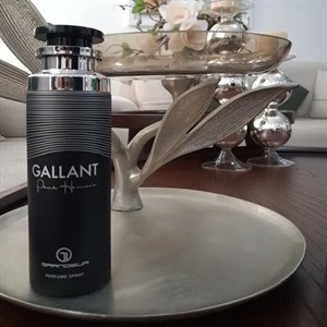 اسپری بدن مردانه گرندیور Grandeur مون بلان لجند Gallant حجم ۲۰۰ میلی‌لیتر