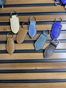 جاکلیدی چرم اصل ساده بدون طرح