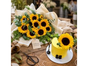 باکس گل و کیک هدیه برای فروشنده مغازه – گل فروشی آنلاین تهران | باکس گل | دسته گل | گل تولد | گل ترحیم