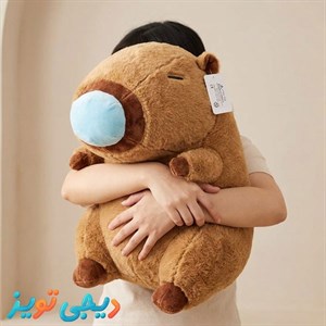عروسک کاپی‌بارا دماغو (موش کور) با نخ کشی