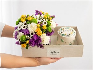 باکس گل و کیک برای پدر مدیر | هدیه‌ای محترمانه، شیک و تاثیرگذار