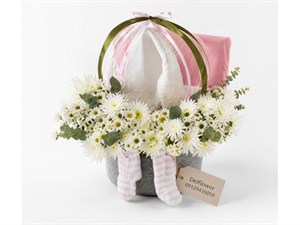 باکس گل و کیک برای معلم ریاضی؛ هدیه‌ای شیک، صمیمی و به‌یادماندنی