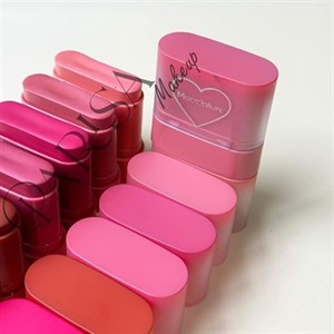 رژگونه استیکی Moc Allure موجود 6 در رنگبندی مختلف