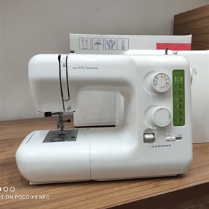 چرخ خیاطی ژانومه دو ولوم ده برنامه دوخت به همراه قاب یا کیف برزنتی و ارسال رایگان