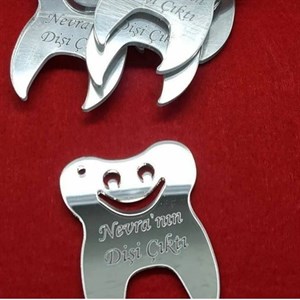 گیفت دندونی،کد 2،جنس مولتی استایل،دردورنگ طلایی و نقره ای،بسته 8تایی،سایز 10 سانت