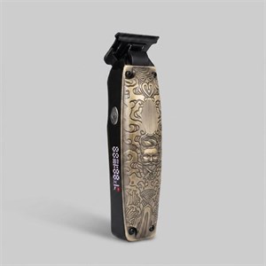 ماشین اصلاح موی صورت شارژی کیمی مدل 9551 با تیغه تیتانیوم پیشرفته، صفر زن و خط زن، استفاده خشک و مرطوب، نمایشگر شارژ،