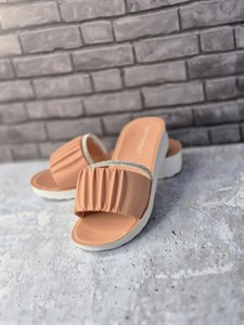 دمپایی بچه گانه دخترانه بند چین‌دار