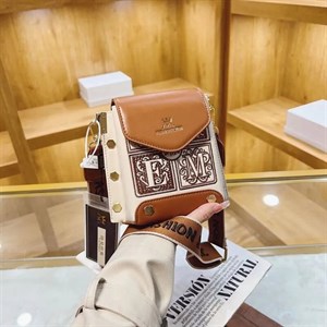 کیف زنانه دوشی و پاسپورتی مینی EM قهوه ای
