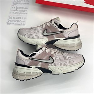 نایک وی تو کی کالباسی  Nike V2K Run Pinkish Beige
