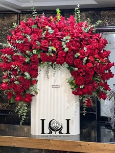 باکس گل رز قرمز BL162