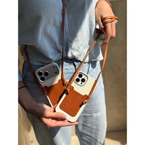 قاب Loewe چرمی جاکارتی دار بند بلند (کدC2323)
